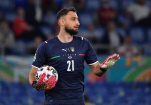 "Regala la tua essenza...": terremoto al Psg per Donnarumma. Perché rischia il posto