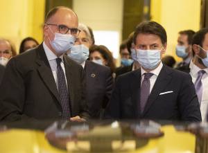 Letta e Conte a pranzo per il campo largo rischiano un deserto arido