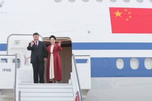 Xi Jinping e Peng Liyuan: storia del matrimonio che unisce la Cina