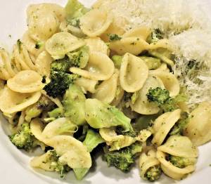 Orecchiette alle cime di rapa: tra miti e tradizioni della Puglia