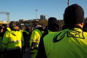 Giornalisti accerchiati a Trieste: sale la tensione