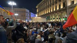 L'ira dei commercianti esasperati dai cortei. "Adesso basta, lasciateci lavorare in pace"