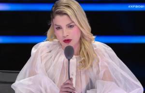 "Battutine fuori luogo", "Subdola". A X Factor finisce male