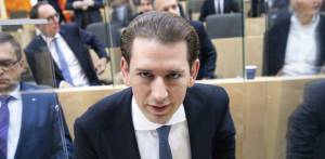 Kurz lascia la politica: la rapida fine dell'enfant prodige austriaco