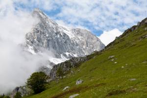 Abruzzo, tra i monti per scorgere il gigante che dorme