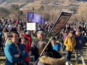 In1500 a Bolzano contro il green pass