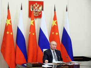 "Salverà la Russia dalle sanzioni". La profezia sulla Cina
