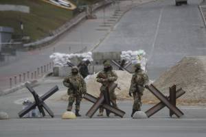 "I russi finiranno all'inferno": voci dalla trincea di Kiev