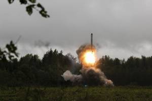 Il super missile di Putin che "inganna" le difese di Kiev: ecco come funziona