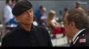 "Non volevo lasciare". L'addio di Terence Hill a Don Matteo diventa un caso