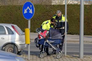 Investito bimbo di 3 mesi in carrozzina, morto in ospedale