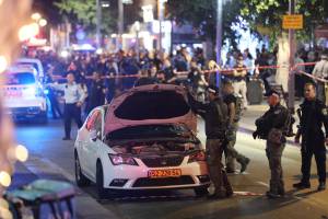 Tel Aviv, spari sulla folla: due morti e dieci feriti. È il quarto attentato terroristico in 15 giorni