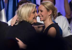 Marion Le Pen: "Macron annienta la nazione. Al ballottaggio voto zia Marine"