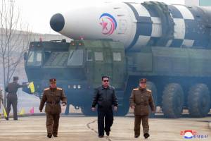 La lezione di Kim allo Zar: ecco il trucco per bypassare le sanzioni