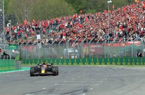 Verstappen vince ad Imola: pomeriggio nero per le Ferrari