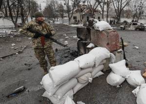 Ritirata russa da Kharkiv, avanzata ferma in Donbass. Affondata un'altra nave