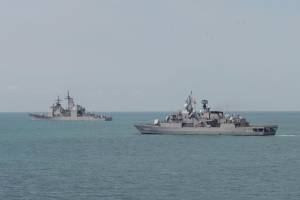 "Missione navale per scortare le navi". Il piano Ue per salvare il grano ucraino