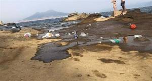 Tutti al mare, ma quanto ci costa il bagno selvaggio?