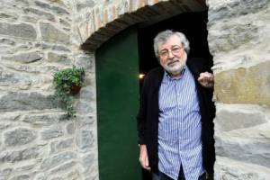 La rivelazione di Guccini: "Ho la maculopatia bilaterale"