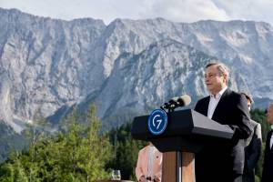 G7, Draghi avverte: "No al ritorno del populismo con la crisi energetica"