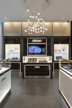 Seiko apre la prima boutique in Italia, a Milano