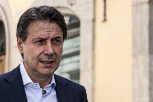 Ira grillina contro Conte. "Teleguidato da Bettini. Ha paura di rompere"