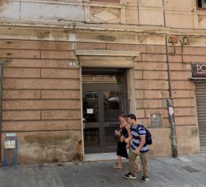 Doppia tragedia a Savona dove all’altezza del civico 5 di via Niella un uomo e una donna sono stati trovati morti