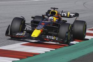 Verstappen conquista la Sprint Race in Austria davanti alle due Ferrari