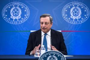 Energia, pensioni e Pnrr: i dossier "sospesi" sul tavolo di Draghi