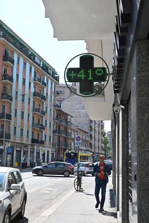 Meteo, è in arrivo Cerbero: temperature over 40°C, ecco quanto durerà