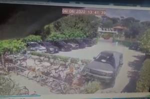 Suv piomba sulla spiaggia, spunta il video choc: ecco cosa è successo