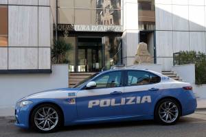 Una volante della polizia di Arezzo