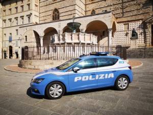 Una volante della polizia (foto di repertorio)