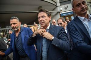 L’ultimo sgambetto di Conte: impantanare il decreto Aiuti bis