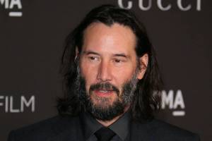 Un primo piano di Keanu Reeves