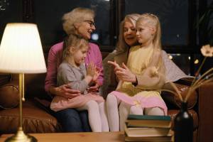 Un tesoro di "amore incondizionato": perché esiste la festa dei nonni