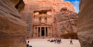 Un volo di 25 metri: turista italiano muore a Petra