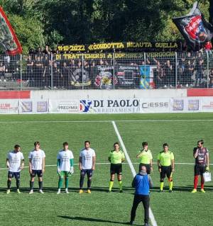 L'Aquila, la squadra di calcio protesta contro la sentenza choc sul sisma