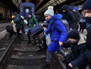 "Tsunami migratorio se continuano i raid": l'allarme di Kiev che spaventa l'Ue