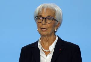 Fed e Bce verso altri rialzi dei tassi d'interesse. La recessione spaventa tutti tranne la Lagarde