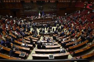 Svolta alla Camera: le deputate potranno allattare in aula