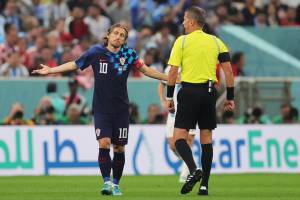 "Tra i peggiori mai visti": Modric a gamba tesa contro Orsato