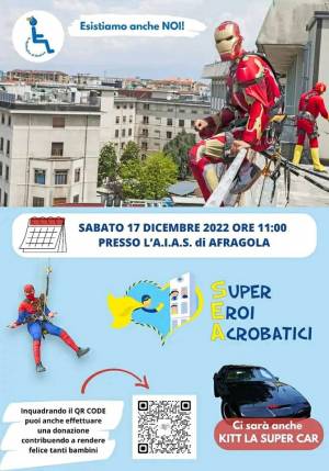 Babbo Natale e i super eroi per i bimbi disabili