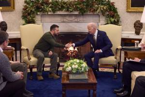 "Obiettivi diversi". Il gelo nascosto tra Biden e Zelensky