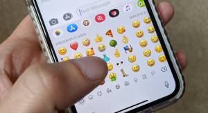 Se l'emoji adesso vale come una firma: la decisione del Canada