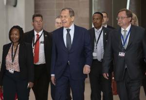 "Con l'Occidente la guerra è reale, non più ibrida". L'affondo di Lavrov