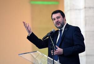 Salvini: "Zelensky a Sanremo? Speriamo resti riservato alla musica"