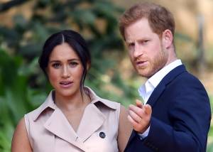 “Ha diffuso bugie false e maligne”. Meghan Markle denunciata dalla sorellastra