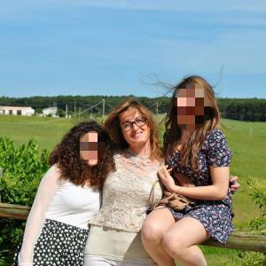 La tanica e la lama nel petto: Michelle e quel suicidio che non torna