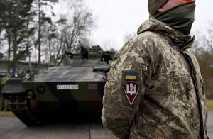 Via il comandante del Donbass: mistero sull'ultima mossa di Zelensky